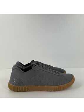 Flux Adapt Knit Trainer Shoes Men Size 9 Gum sole Toe Box Low Top Gray